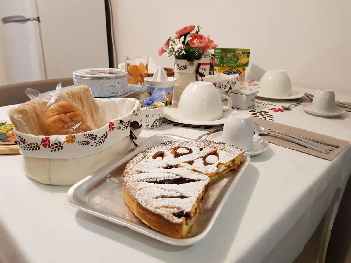 Bed & Breakfast May Flowers Pisa Italy