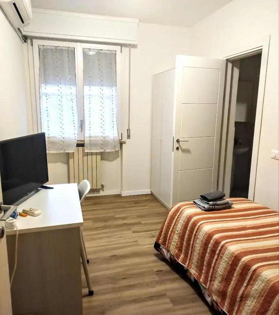 Bed & Breakfast May Flowers Pisa